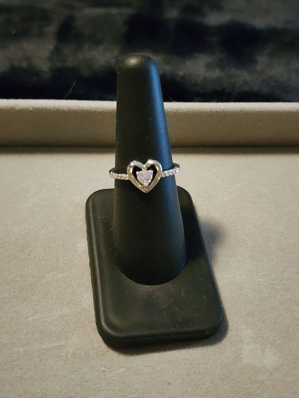 Source Unknown Silver Heart Halo Ring with Clear Stones
